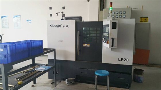 煙臺華順油氣潤滑車間設(shè)備之?dāng)?shù)控車床