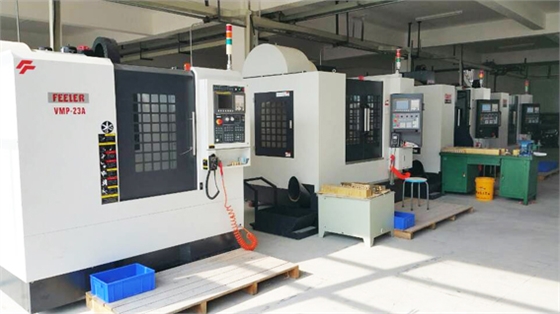 煙臺(tái)華順油氣潤滑車間設(shè)備之加工中心