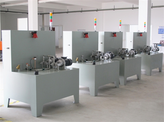 煙臺華順油氣潤滑之車間產(chǎn)品區(qū)