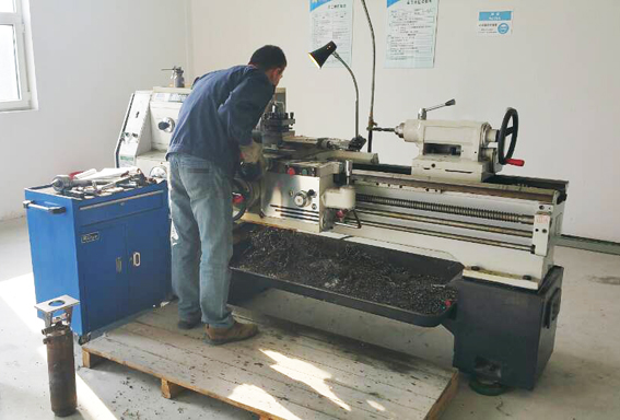 煙臺華順油氣潤滑車間設備之普車