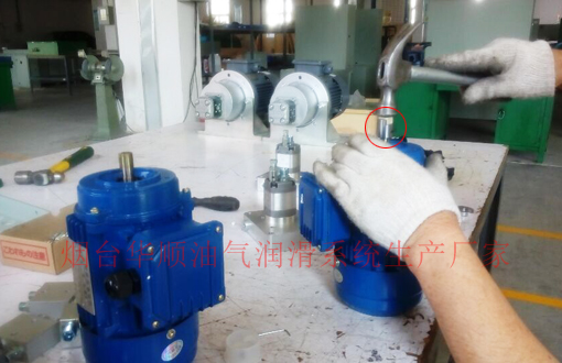 華順油氣自動潤滑設(shè)備